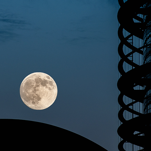 Supermoon as seen on 23 June 2013 in Strasbourg, France (next to the European Parliament building)